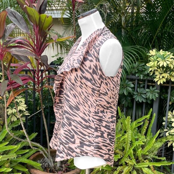 CAbi Just So Zebra Sleeveless Blouse - Picture 6 of 10